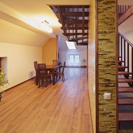 Apartment On Lychakivska Львов Экстерьер фото